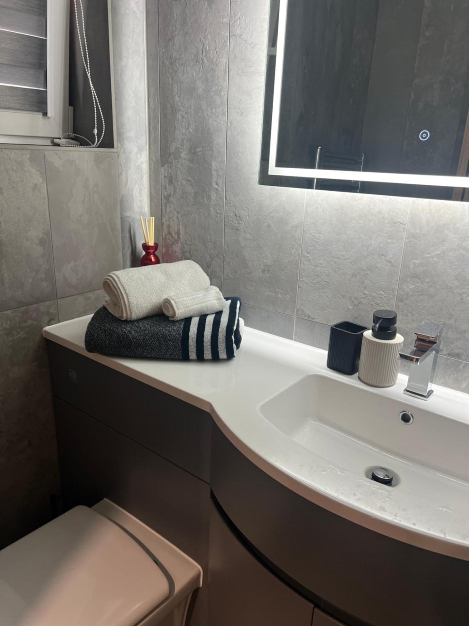 New Built Cosy Apartment Within Walking Distance Of Churchill Hospital Oksford Zewnętrze zdjęcie